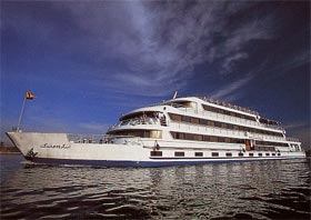 Sun Boat 4