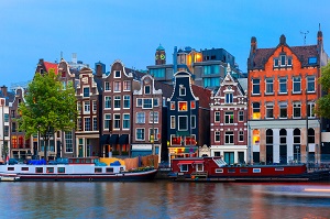 Touring Amsterdam Canals
