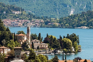 Globus Lake Como